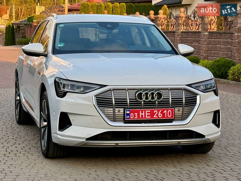 Внедорожник / Кроссовер Audi e-tron 2020 в Ровно фото 8 Внедорожник / Кроссовер Audi e-tron 2020 в Ровно