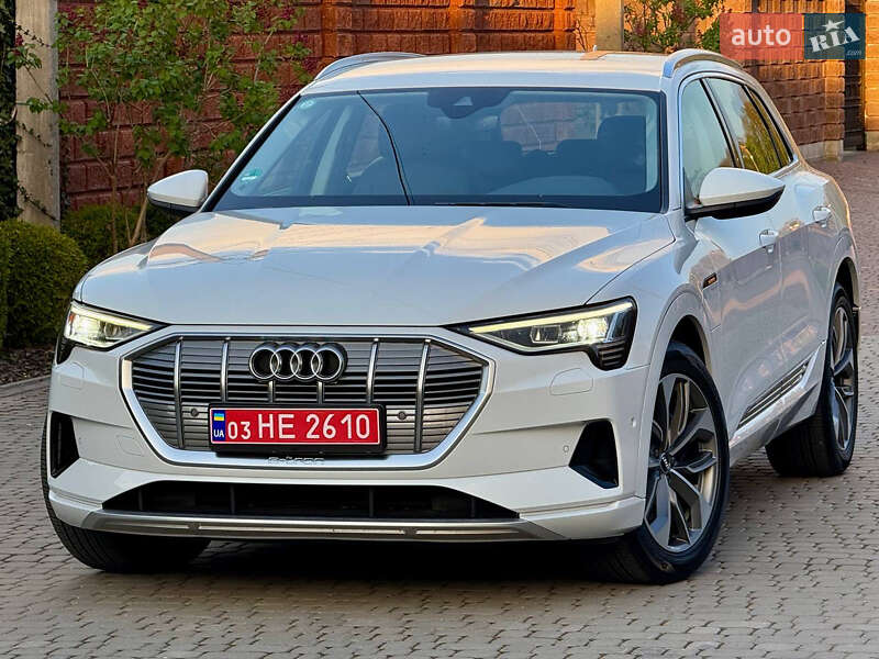 Внедорожник / Кроссовер Audi e-tron 2020 в Ровно фото 12 Внедорожник / Кроссовер Audi e-tron 2020 в Ровно