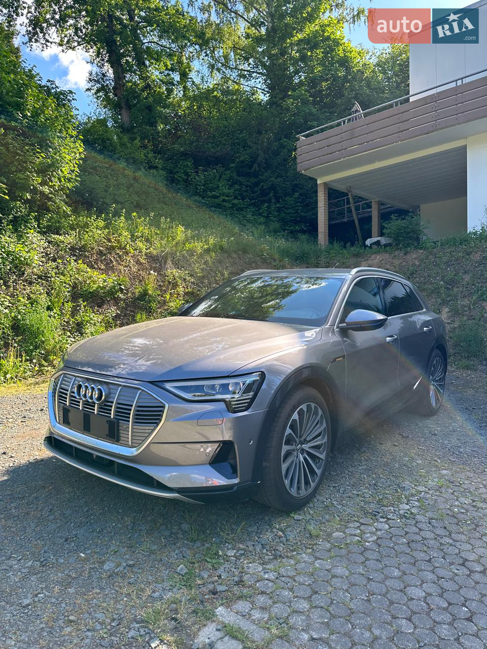 2020 Audi e-tron - мініатюра 26