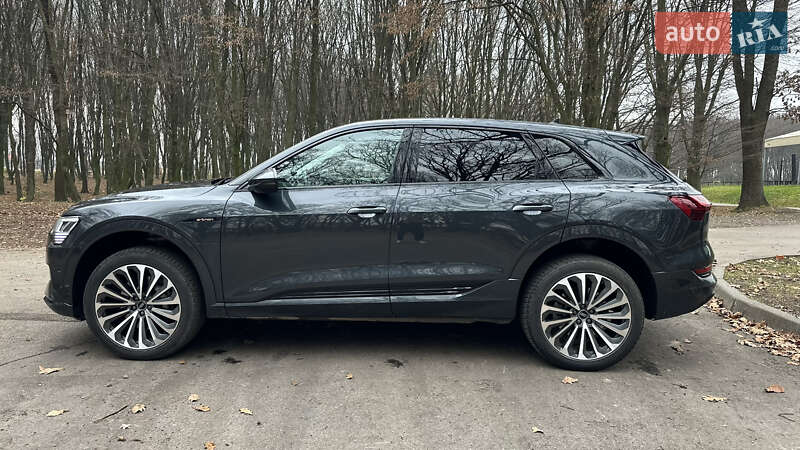 Внедорожник / Кроссовер Audi e-tron 2020 в Львове