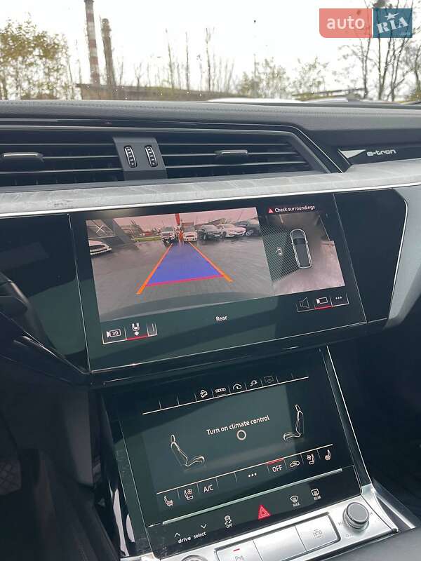 Позашляховик / Кросовер Audi e-tron 2021 в Львові