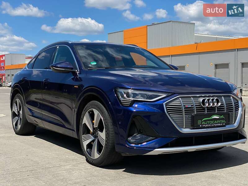 Внедорожник / Кроссовер Audi e-tron 2021 в Киеве фото 7 Внедорожник / Кроссовер Audi e-tron 2021 в Киеве