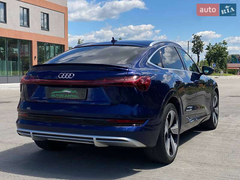 Внедорожник / Кроссовер Audi e-tron 2021 в Киеве фото 12 Внедорожник / Кроссовер Audi e-tron 2021 в Киеве