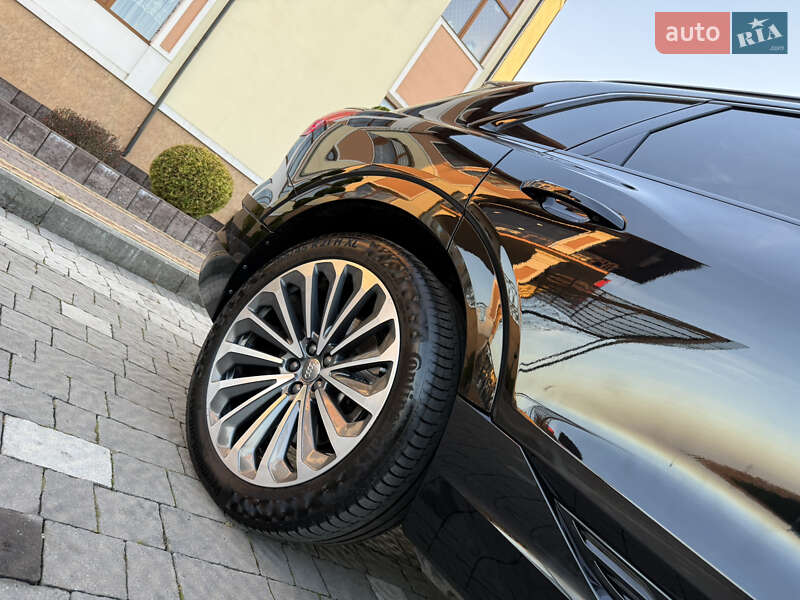 Внедорожник / Кроссовер Audi e-tron 2019 в Дрогобыче фото 20 Внедорожник / Кроссовер Audi e-tron 2019 в Дрогобыче