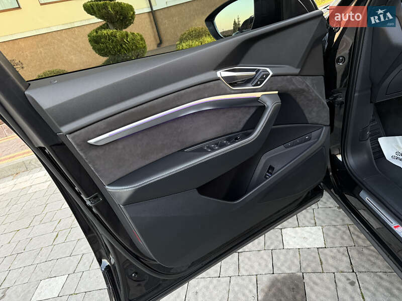 Внедорожник / Кроссовер Audi e-tron 2019 в Дрогобыче фото 56 Внедорожник / Кроссовер Audi e-tron 2019 в Дрогобыче