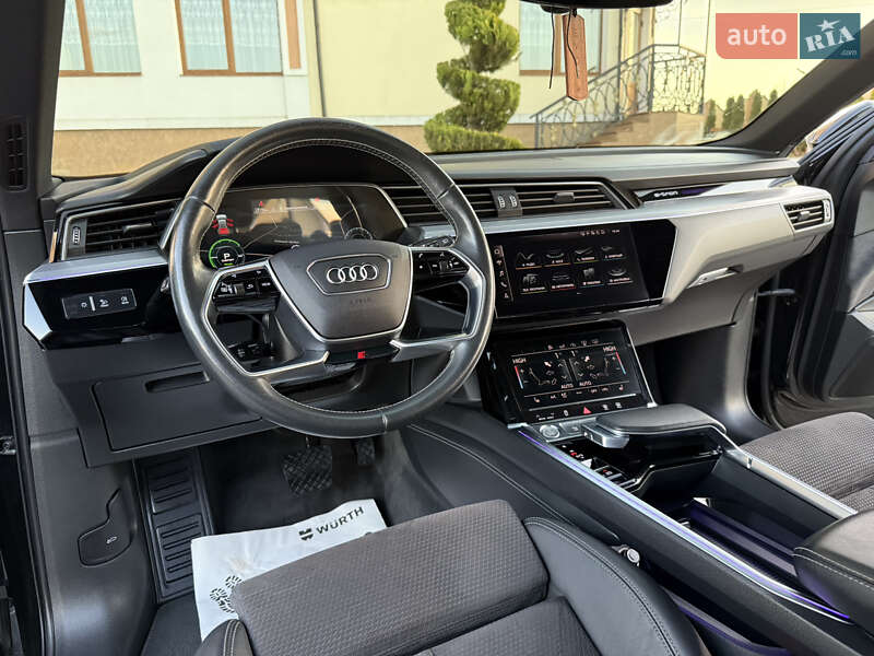 Внедорожник / Кроссовер Audi e-tron 2019 в Дрогобыче фото 69 Внедорожник / Кроссовер Audi e-tron 2019 в Дрогобыче