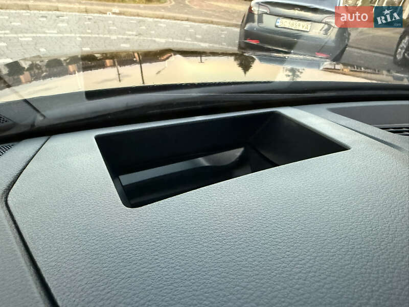 Внедорожник / Кроссовер Audi e-tron 2019 в Дрогобыче фото 95 Внедорожник / Кроссовер Audi e-tron 2019 в Дрогобыче