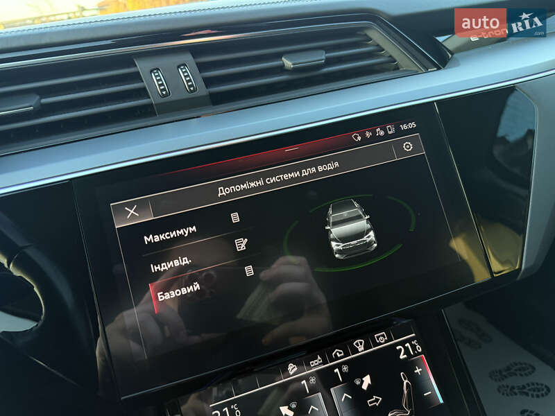 Внедорожник / Кроссовер Audi e-tron 2020 в Дрогобыче фото 102 Внедорожник / Кроссовер Audi e-tron 2020 в Дрогобыче
