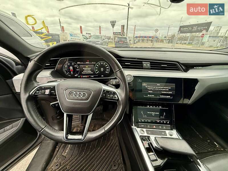 Позашляховик / Кросовер Audi e-tron 2022 в Києві