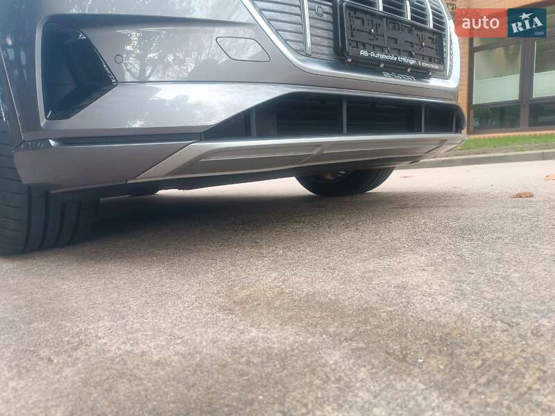 Внедорожник / Кроссовер Audi e-tron 2022 в Львове фото 17 Внедорожник / Кроссовер Audi e-tron 2022 в Львове