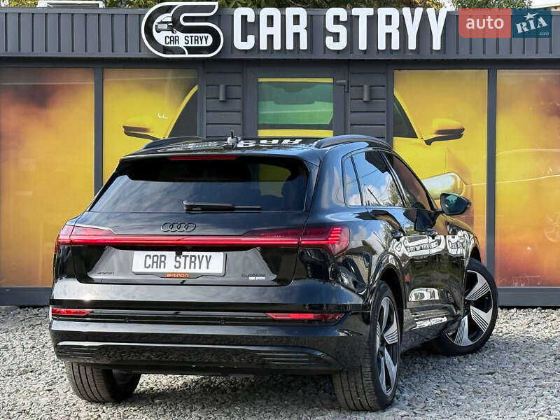Внедорожник / Кроссовер Audi e-tron 2022 в Стрые