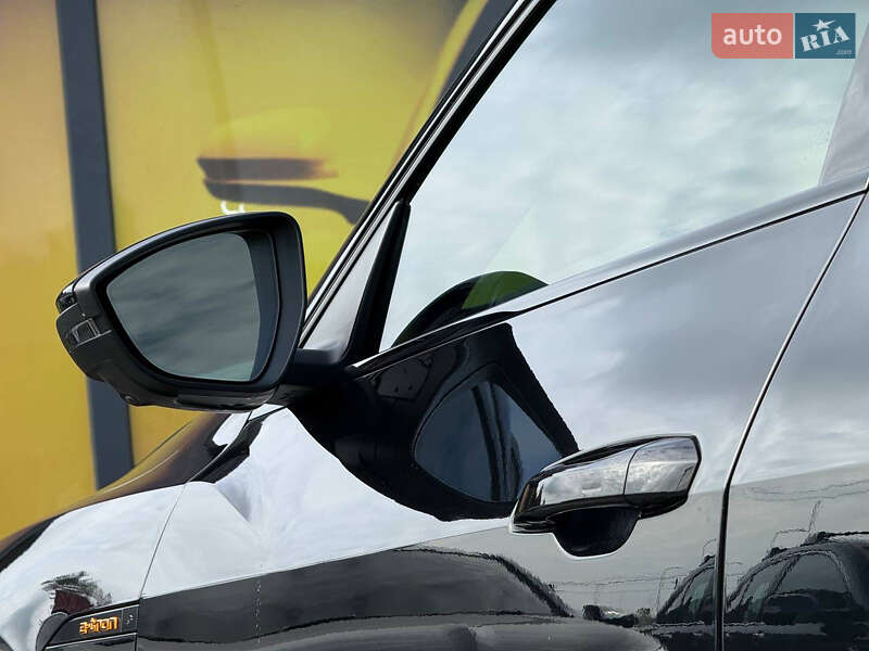 Внедорожник / Кроссовер Audi e-tron 2022 в Стрые