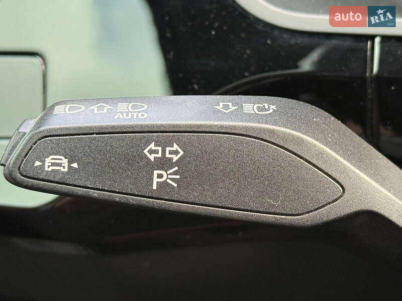 Внедорожник / Кроссовер Audi e-tron 2022 в Стрые