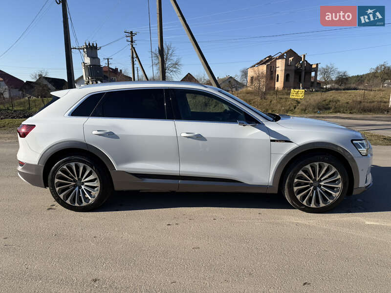 Внедорожник / Кроссовер Audi e-tron 2021 в Львове