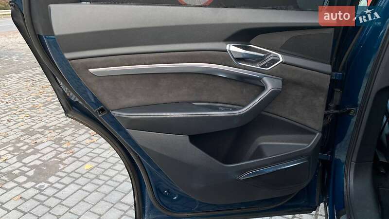 Внедорожник / Кроссовер Audi e-tron 2019 в Виннице