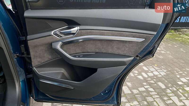 Внедорожник / Кроссовер Audi e-tron 2019 в Виннице
