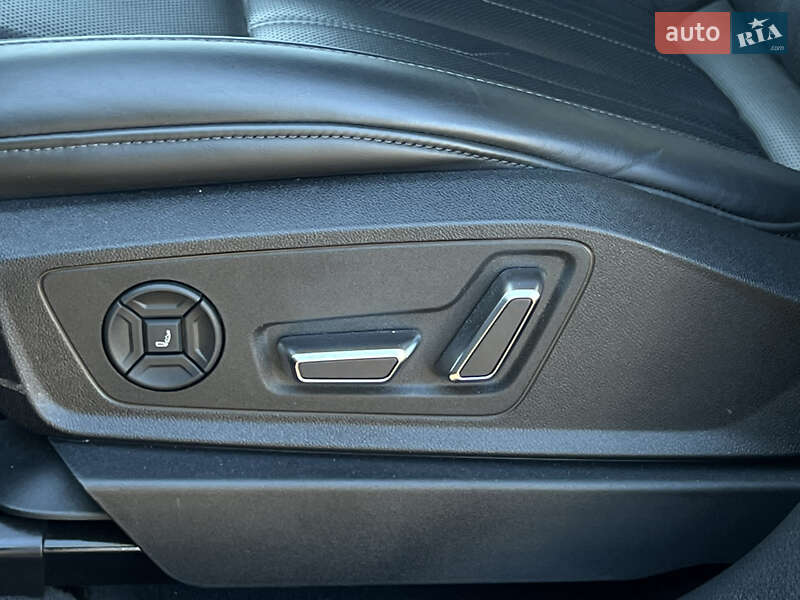 Позашляховик / Кросовер Audi e-tron 2020 в Луцьку