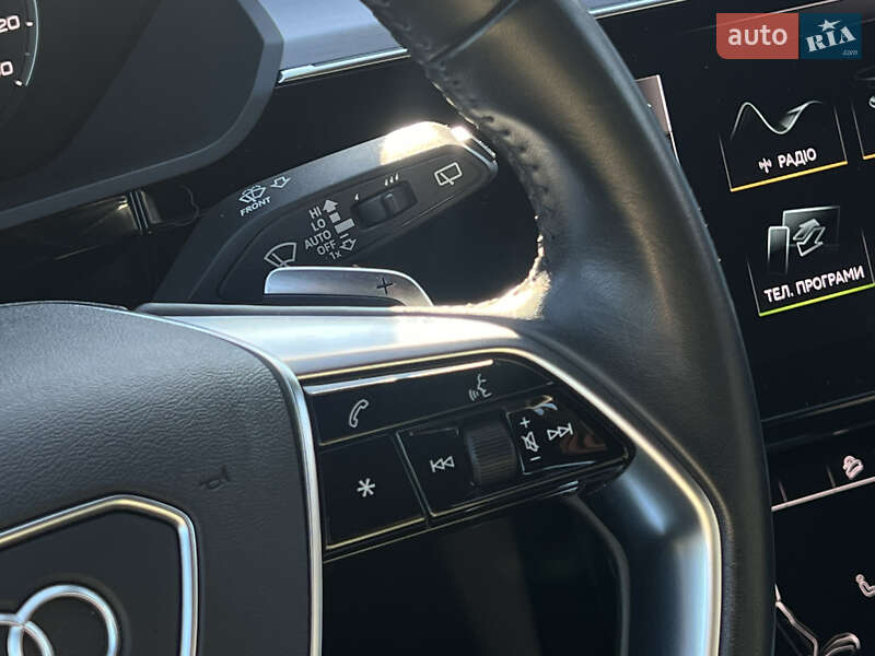 Позашляховик / Кросовер Audi e-tron 2020 в Луцьку