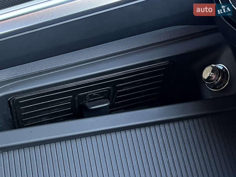 Позашляховик / Кросовер Audi e-tron 2020 в Луцьку