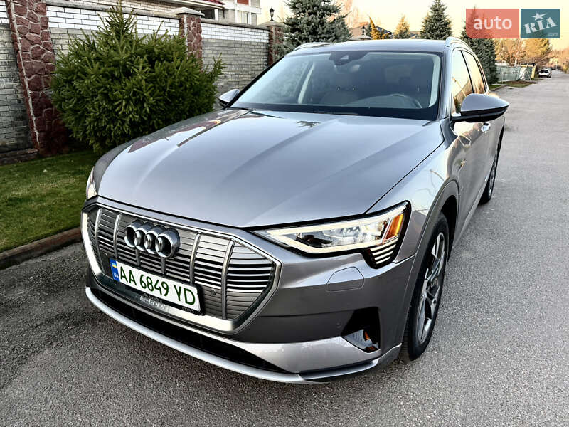 Позашляховик / Кросовер Audi e-tron 2021 в Києві фото 3 Позашляховик / Кросовер Audi e-tron 2021 в Києві