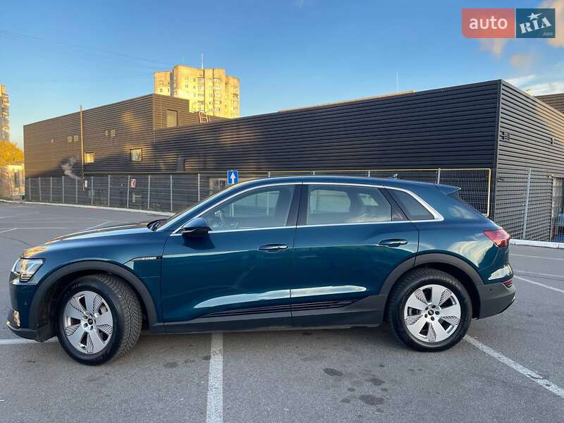 Внедорожник / Кроссовер Audi e-tron 2021 в Львове