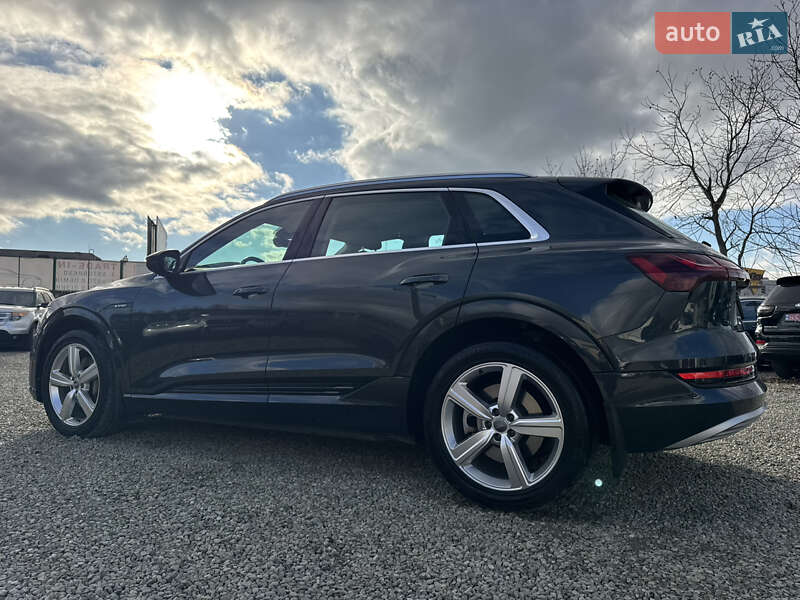 Внедорожник / Кроссовер Audi e-tron 2019 в Ивано-Франковске