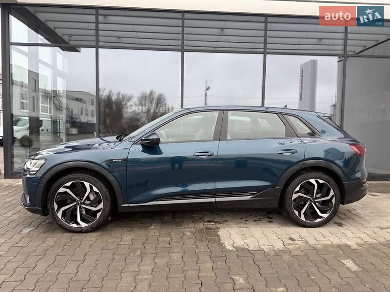 Позашляховик / Кросовер Audi e-tron 2022 в Хмельницькому фото 8 Позашляховик / Кросовер Audi e-tron 2022 в Хмельницькому