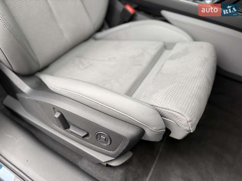 Позашляховик / Кросовер Audi e-tron 2022 в Хмельницькому фото 34 Позашляховик / Кросовер Audi e-tron 2022 в Хмельницькому