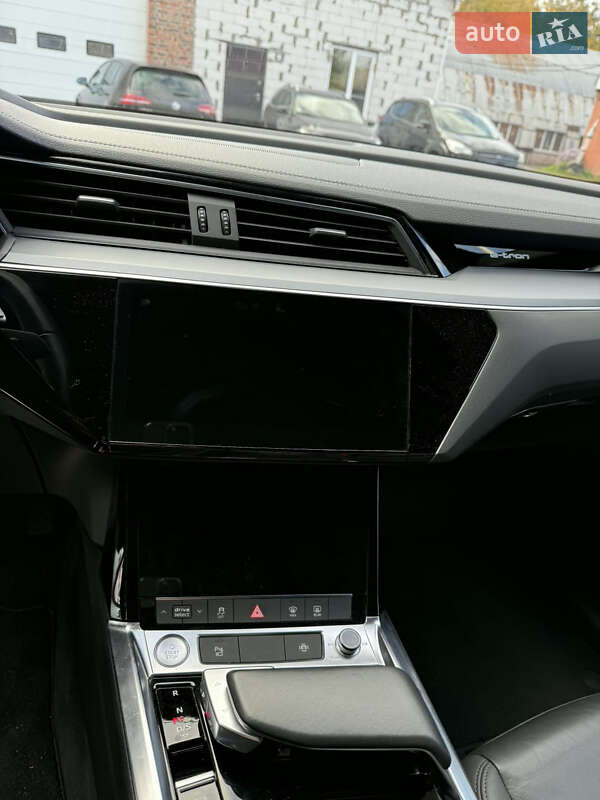 Внедорожник / Кроссовер Audi e-tron 2020 в Чернигове