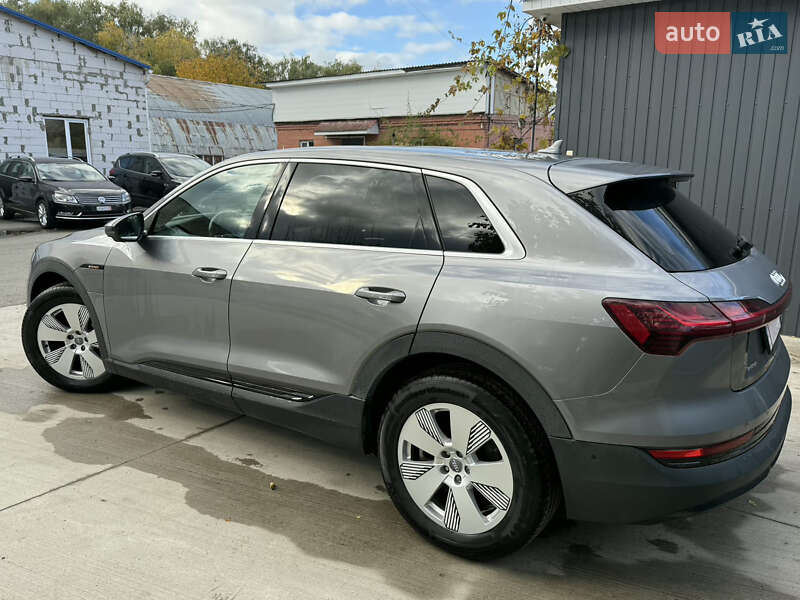 Внедорожник / Кроссовер Audi e-tron 2020 в Чернигове