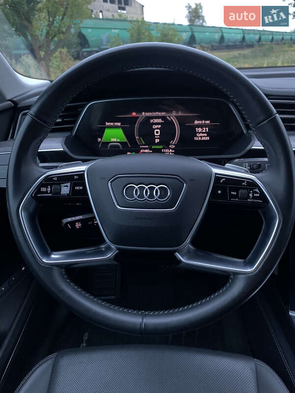 Позашляховик / Кросовер Audi e-tron 2021 в Хмельницькому фото 41 Позашляховик / Кросовер Audi e-tron 2021 в Хмельницькому