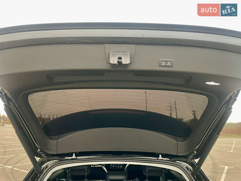 Позашляховик / Кросовер Audi e-tron 2022 в Рівному