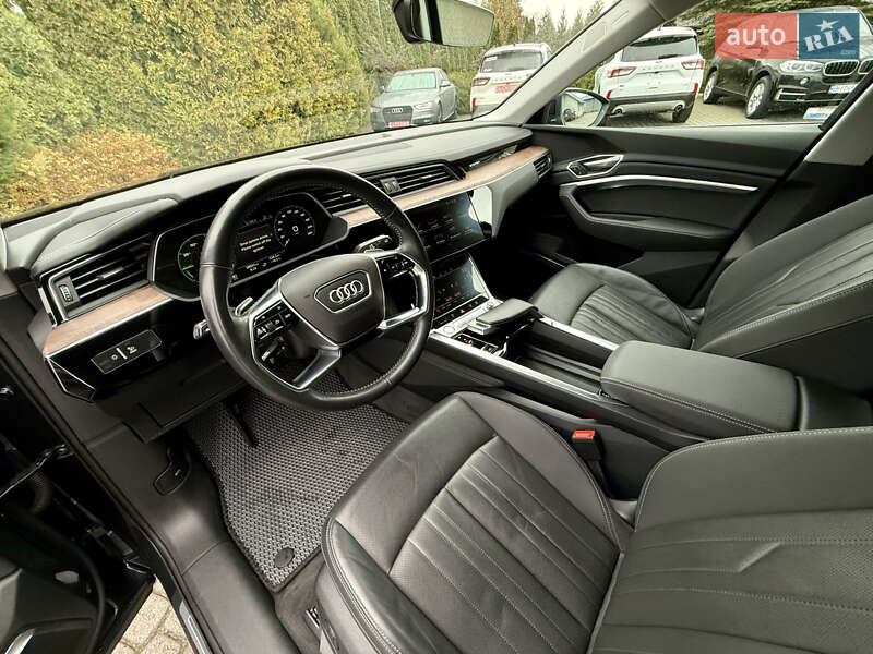 Позашляховик / Кросовер Audi e-tron 2019 в Львові