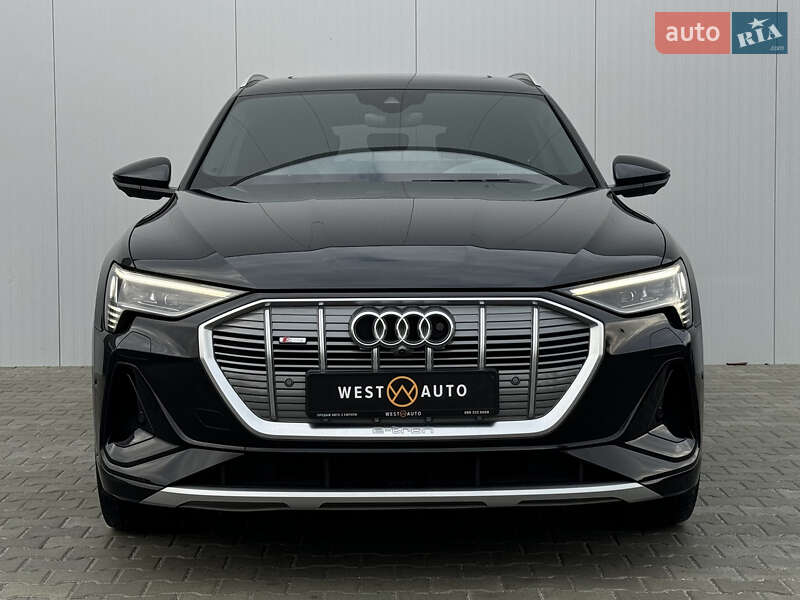 Внедорожник / Кроссовер Audi e-tron 2022 в Мукачево