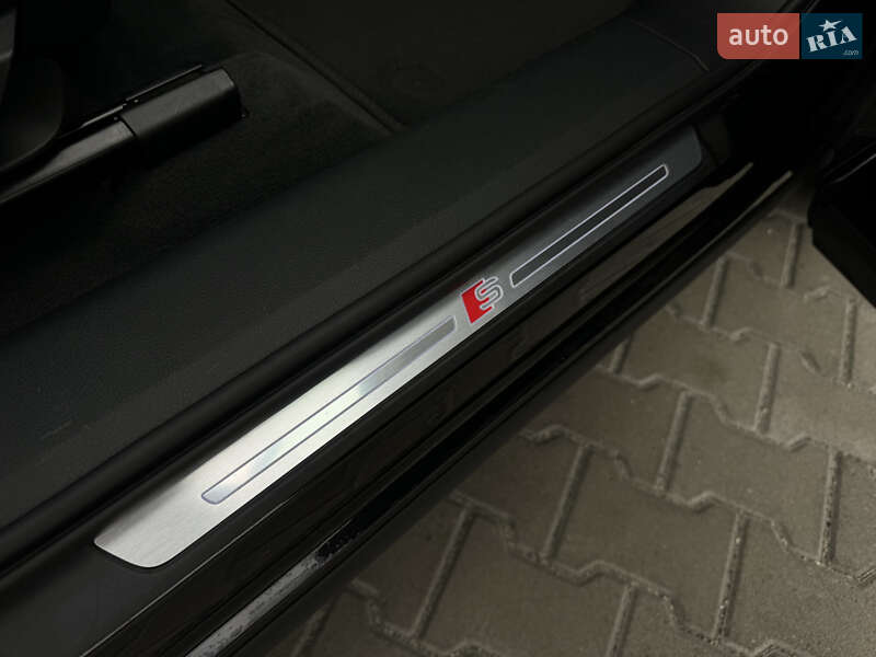 Внедорожник / Кроссовер Audi e-tron 2022 в Мукачево