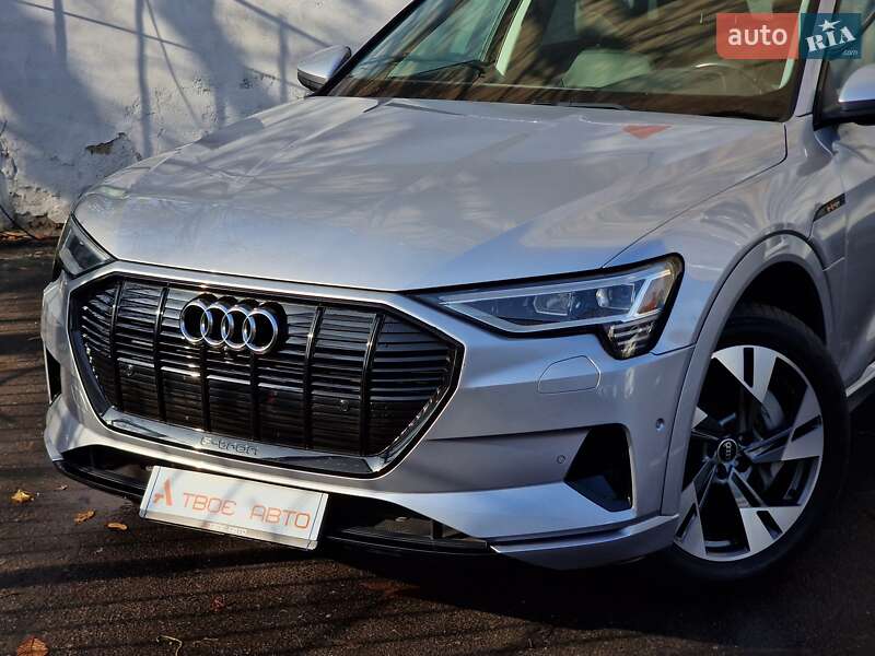 Внедорожник / Кроссовер Audi e-tron 2020 в Одессе