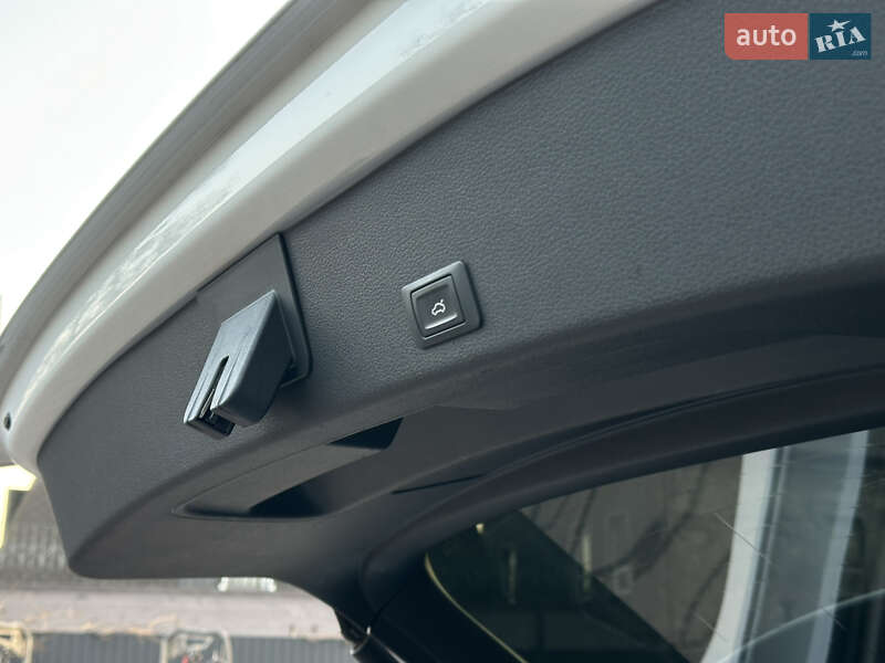 Внедорожник / Кроссовер Audi e-tron 2019 в Каменском