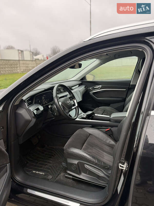 Внедорожник / Кроссовер Audi e-tron 2019 в Радехове