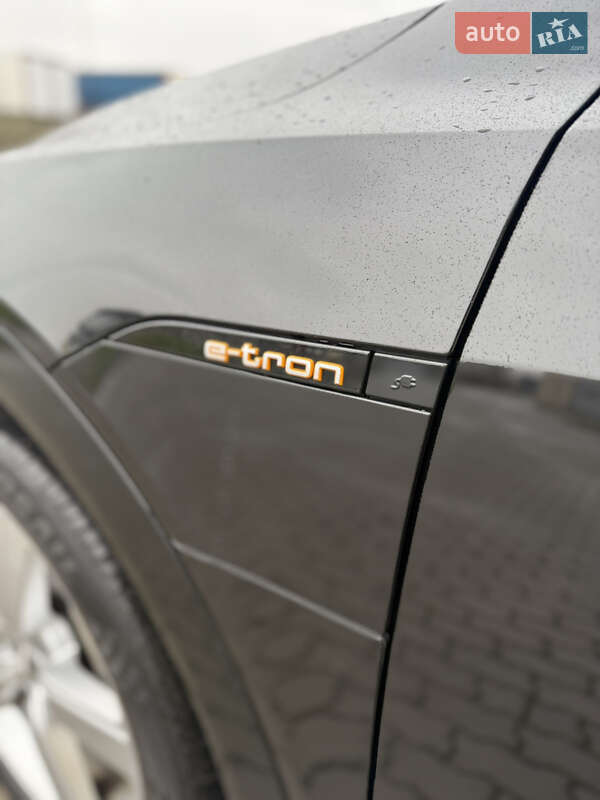 Внедорожник / Кроссовер Audi e-tron 2019 в Радехове