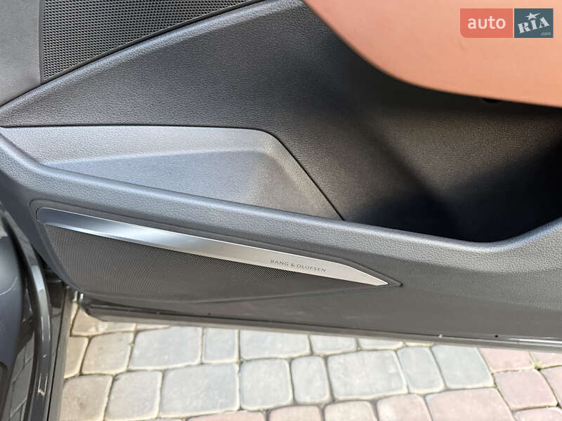 Позашляховик / Кросовер Audi e-tron 2022 в Луцьку