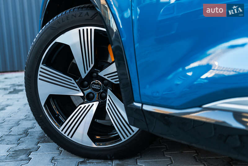 Внедорожник / Кроссовер Audi e-tron 2019 в Мукачево