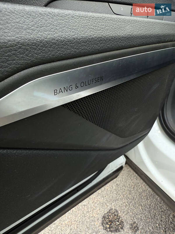 Внедорожник / Кроссовер Audi e-tron 2019 в Запорожье