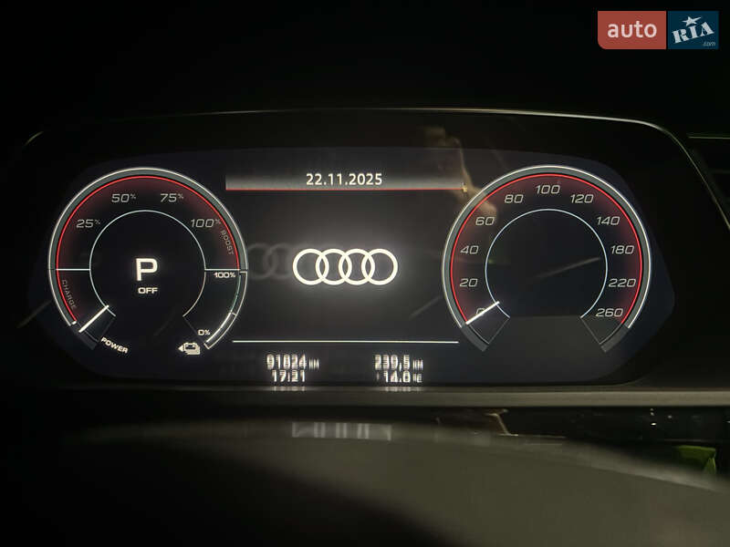 Внедорожник / Кроссовер Audi e-tron 2019 в Запорожье