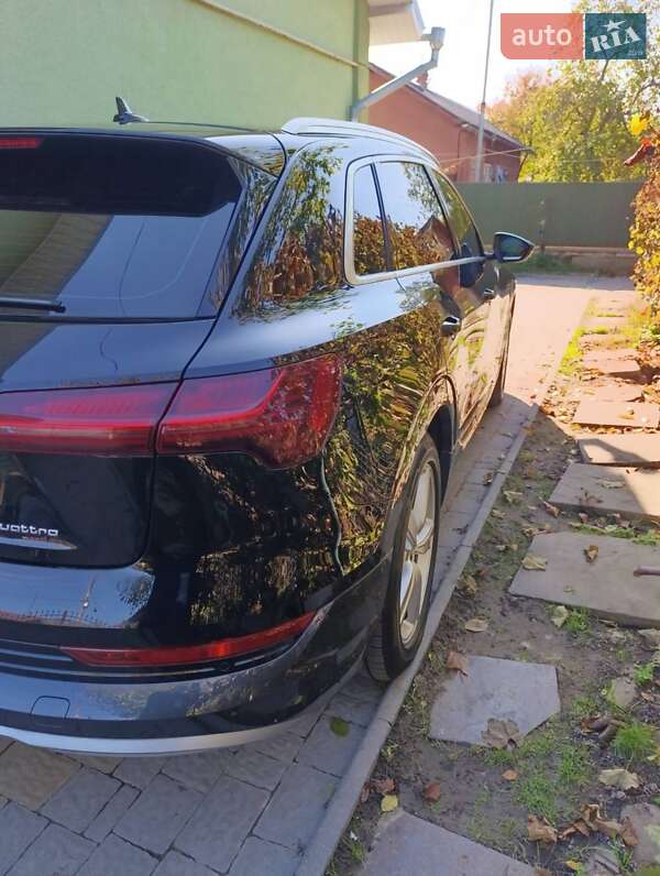 Внедорожник / Кроссовер Audi e-tron 2020 в Ивано-Франковске