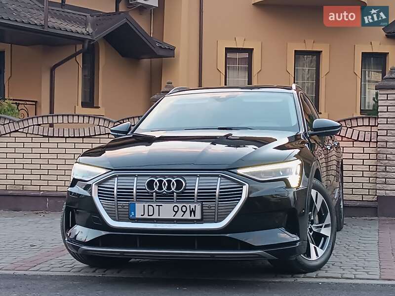 Внедорожник / Кроссовер Audi e-tron 2023 в Львове