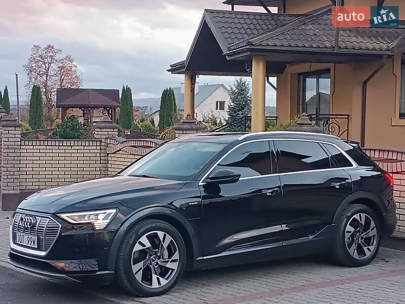 Внедорожник / Кроссовер Audi e-tron 2023 в Львове
