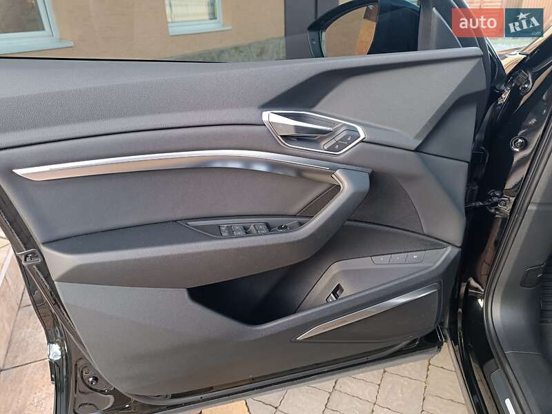 Внедорожник / Кроссовер Audi e-tron 2023 в Львове