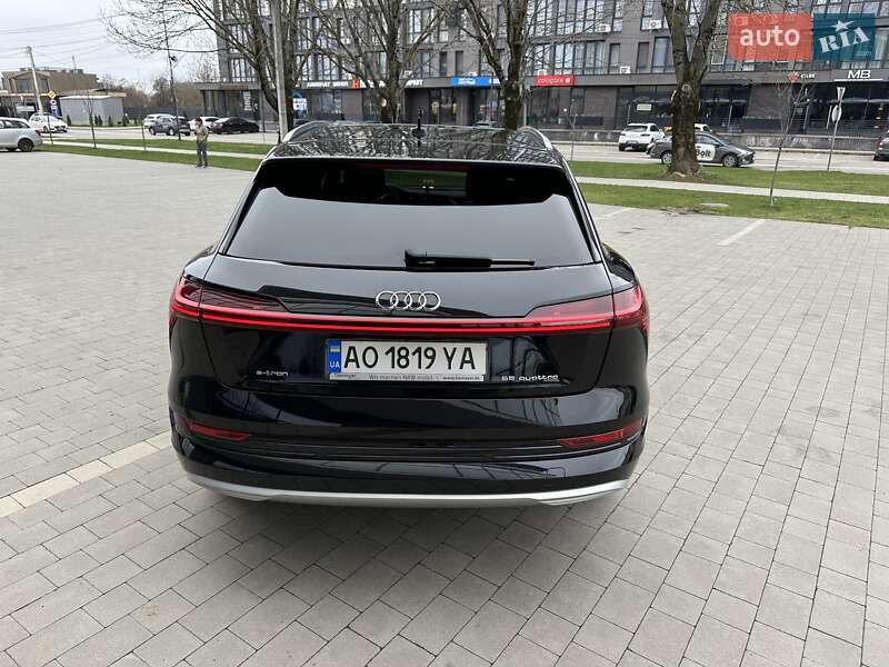 Внедорожник / Кроссовер Audi e-tron 2019 в Ужгороде