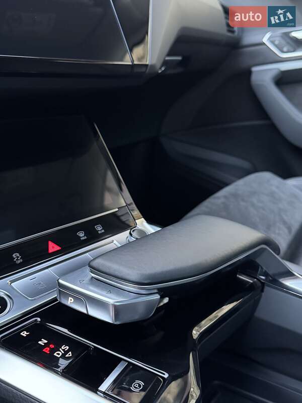 Внедорожник / Кроссовер Audi e-tron 2020 в Ровно