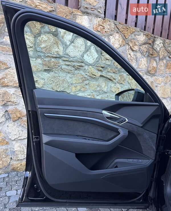 Внедорожник / Кроссовер Audi e-tron 2020 в Ровно